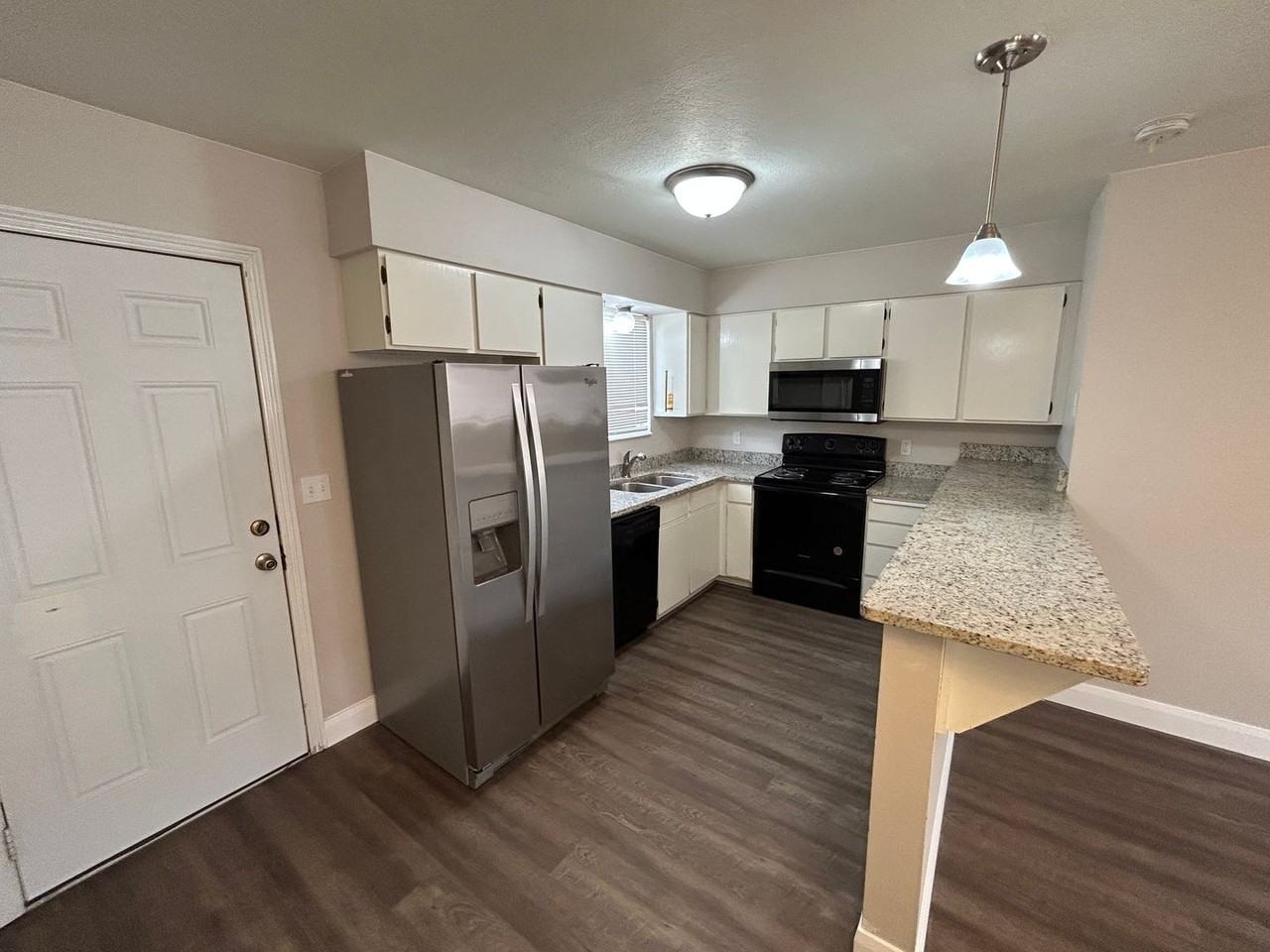 1779 W 1020 N - Photo 4 of 26