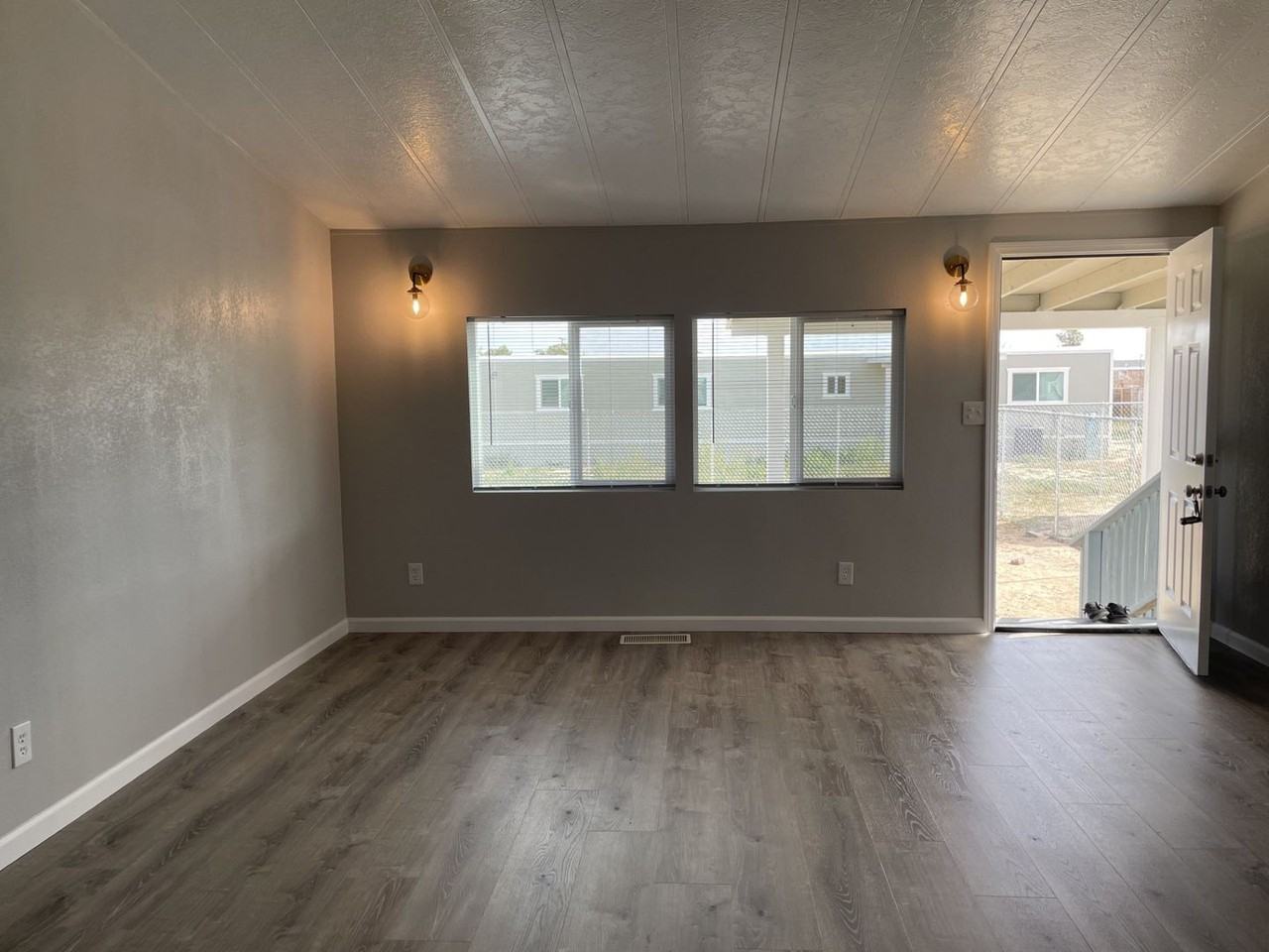 4453 Maia Way - Photo 4 of 13