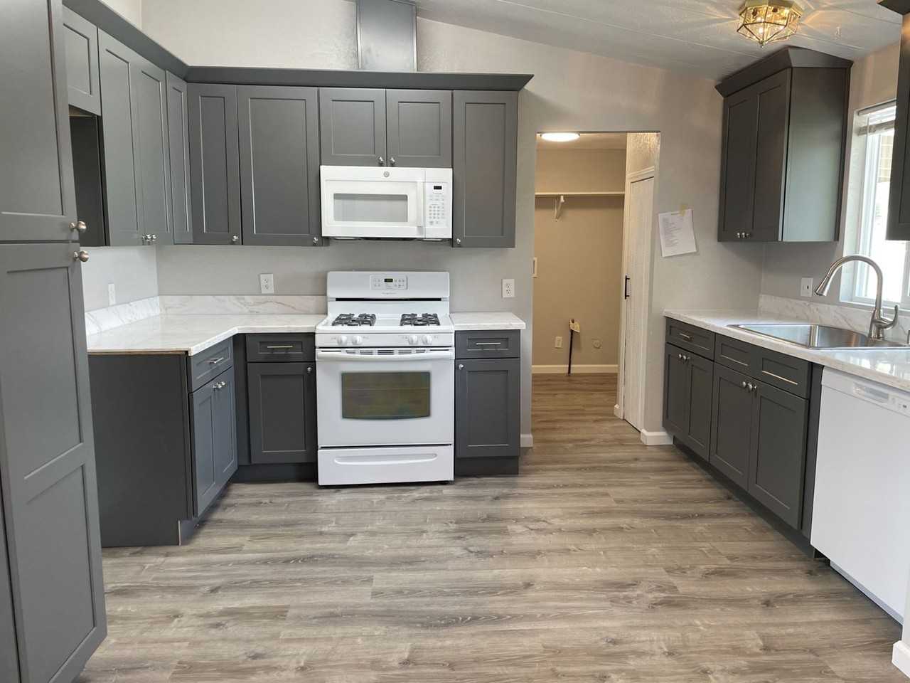 4453 Maia Way - Photo 6 of 13