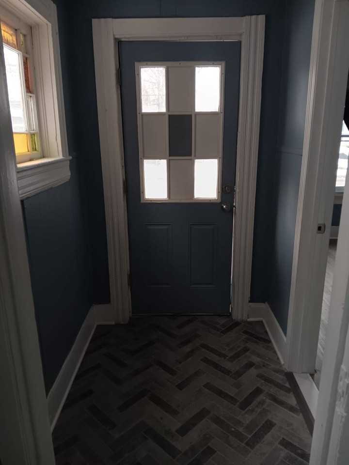 3431 W 56th St - Photo 7 of 7