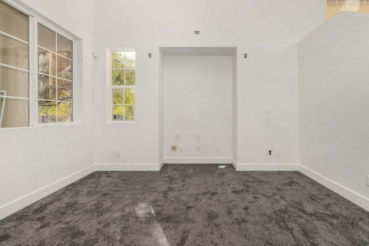 10231 Bare Rabbit Ct - Photo 2 of 30