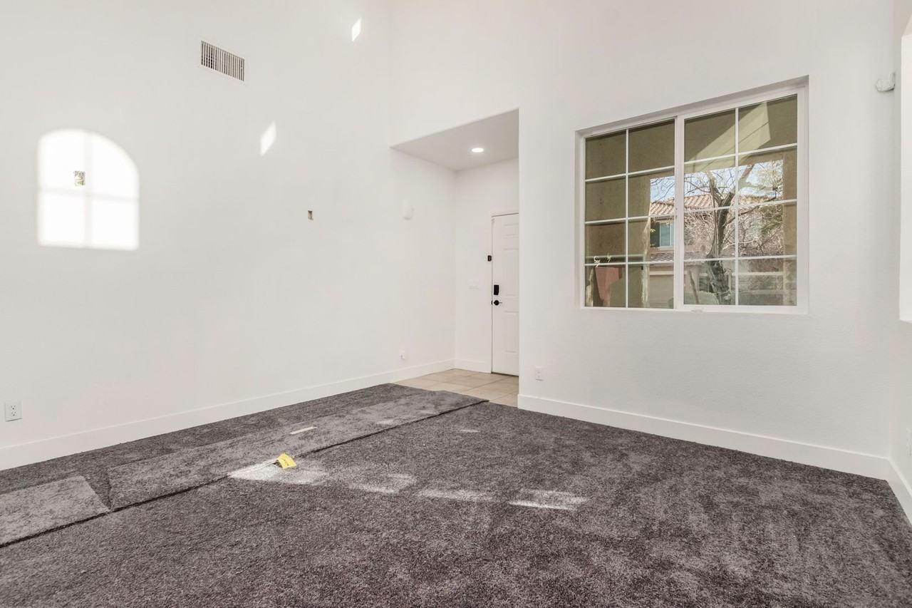 10231 Bare Rabbit Ct - Photo 3 of 30