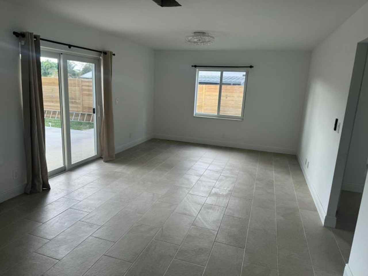 4735 Blue Pine Cir - Photo 4 of 10