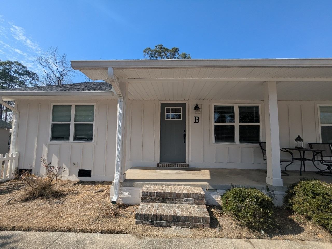 605 Adams St #B - Photo 3 of 42