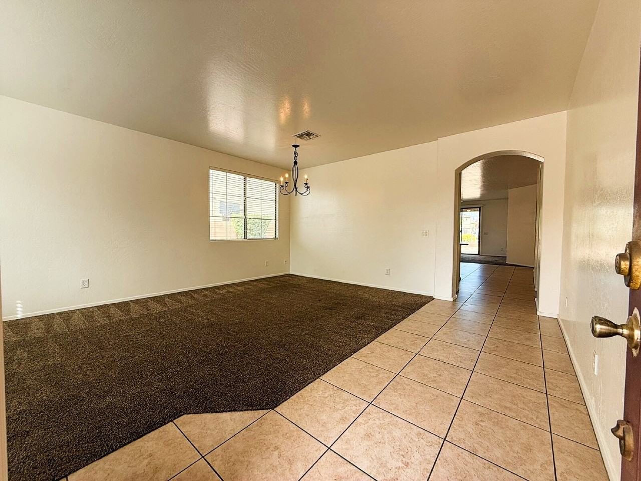 6614 W Harwell Rd - Photo 2 of 31