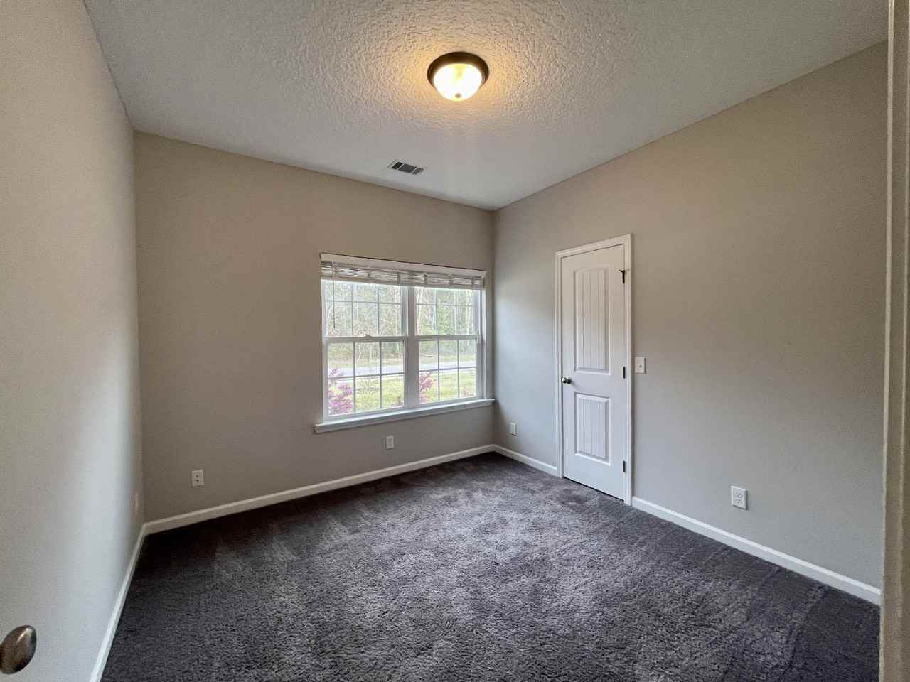 153 Wellspring Ter - Photo 3 of 17