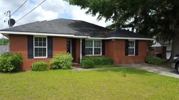 featured image of 974 Yale Ct