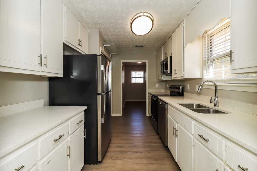 110 Hunters Keep - Photo 7 of 16