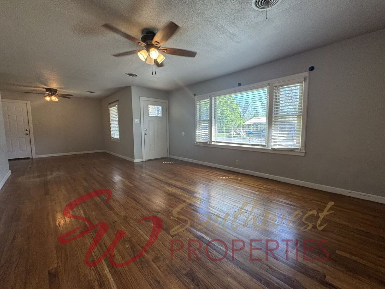 108 Blakeney St - Photo 2 of 11