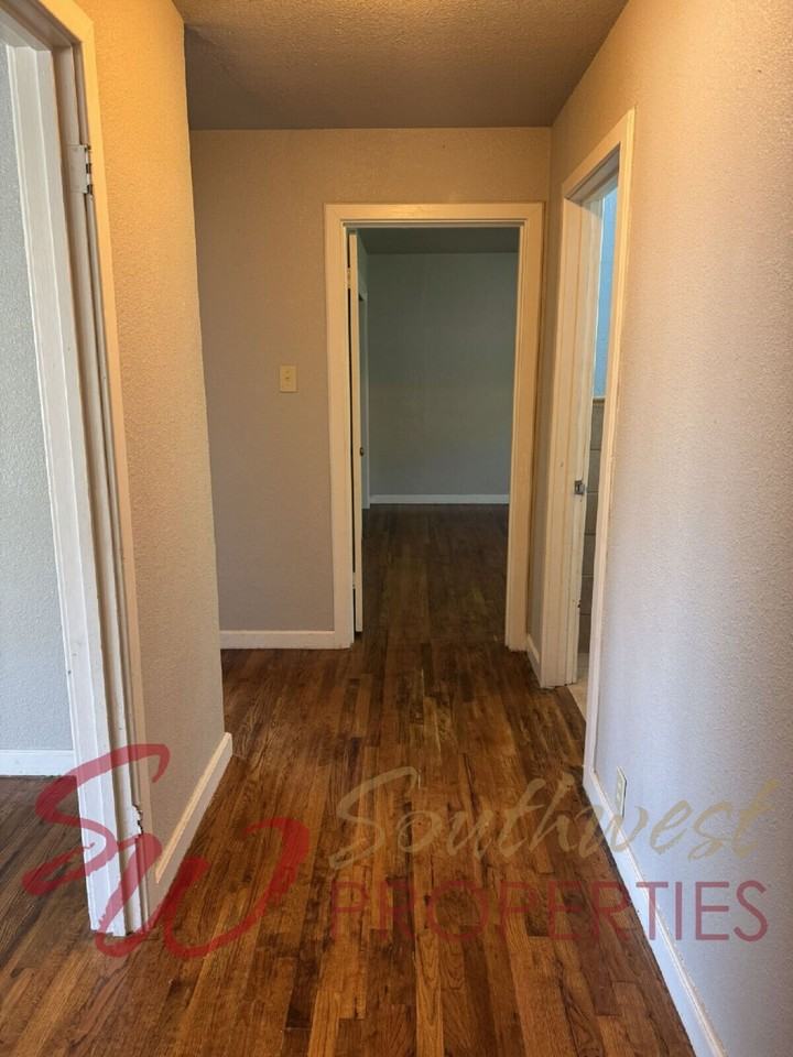 108 Blakeney St - Photo 5 of 11