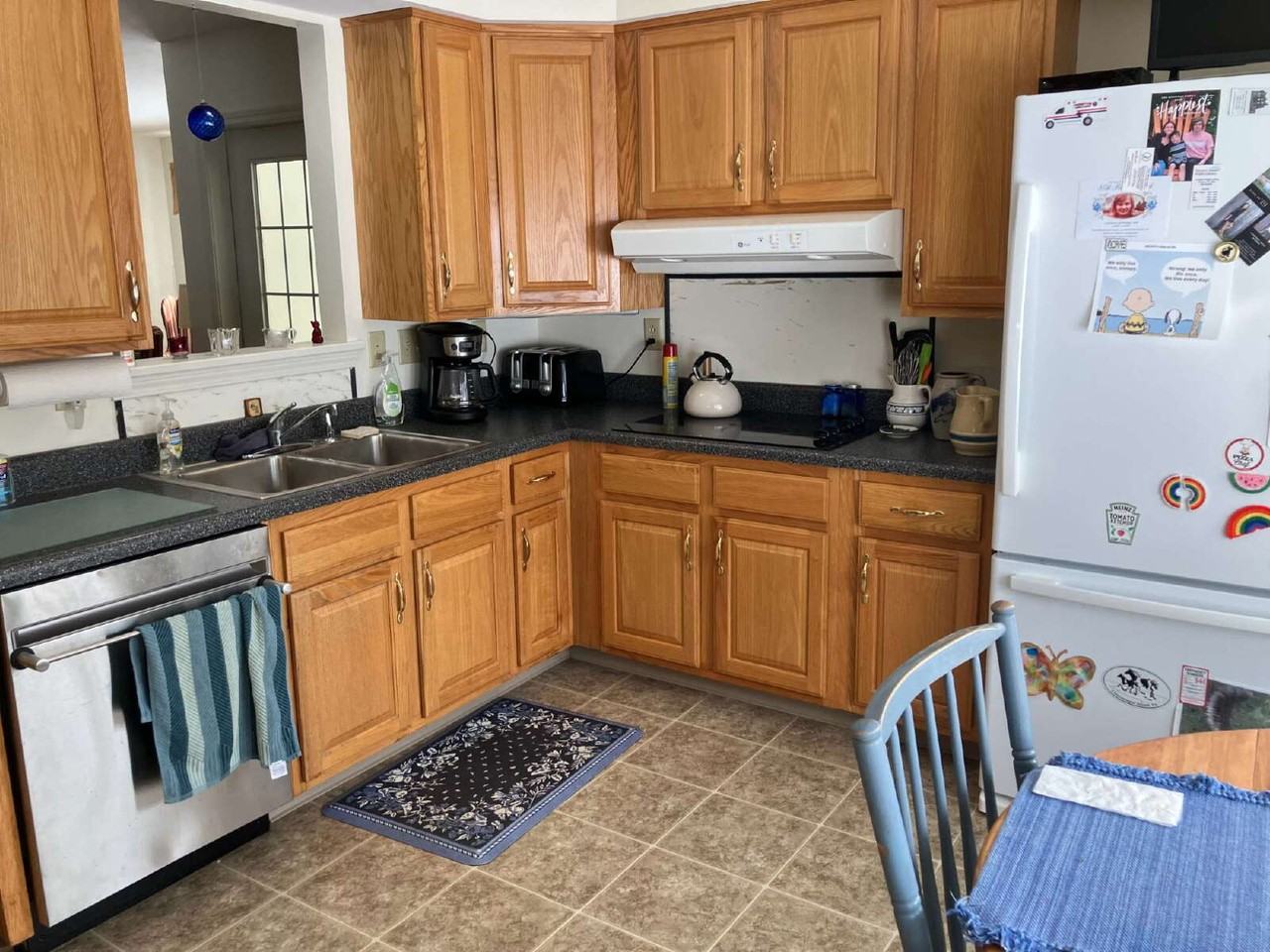 1027 Whitney Rd E - Photo 2 of 23