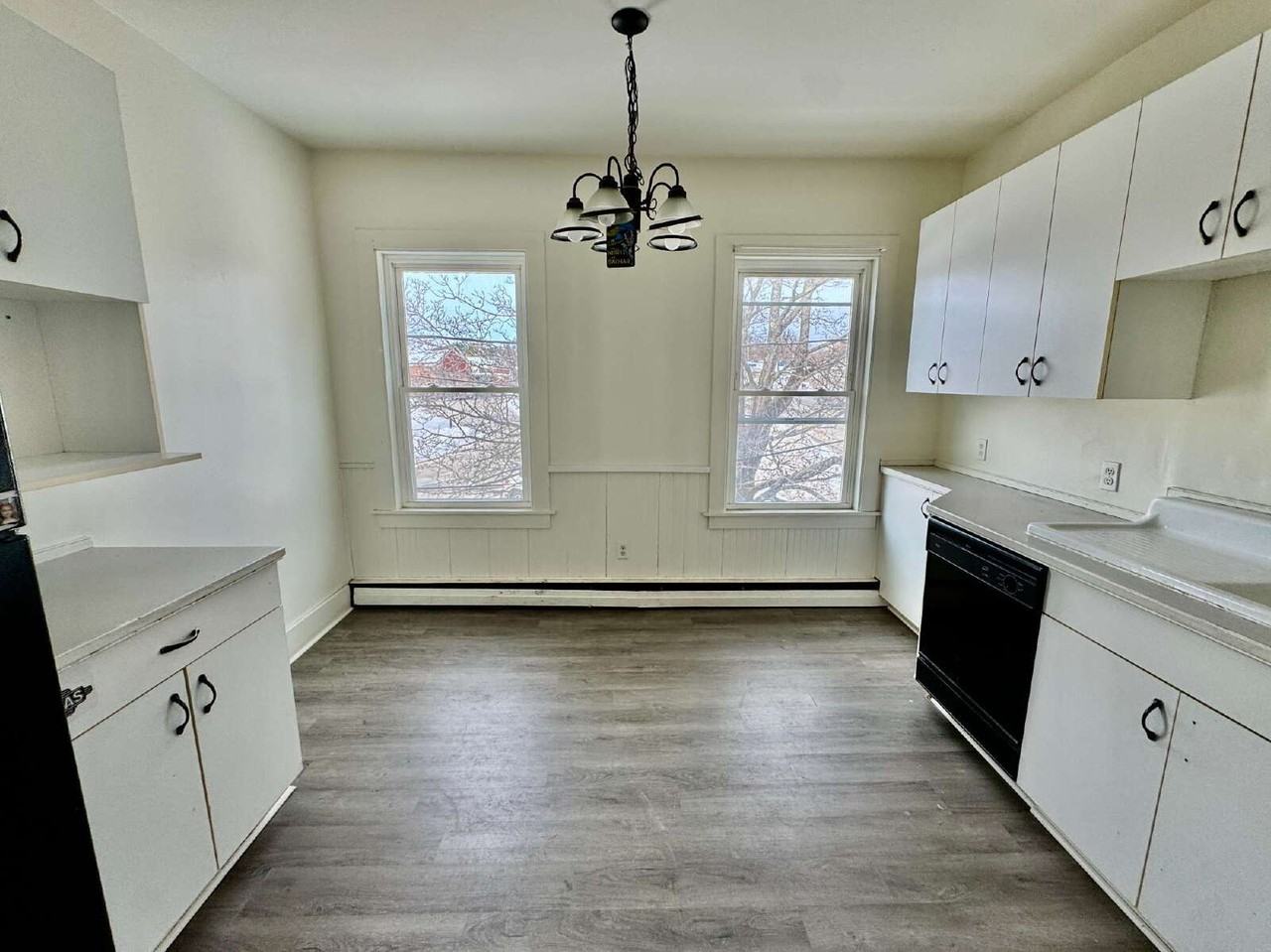 607 Lisbon St - Photo 5 of 19