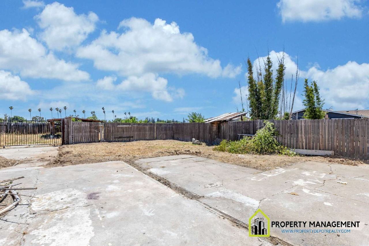 6604 Stacy Ave - Photo 4 of 26