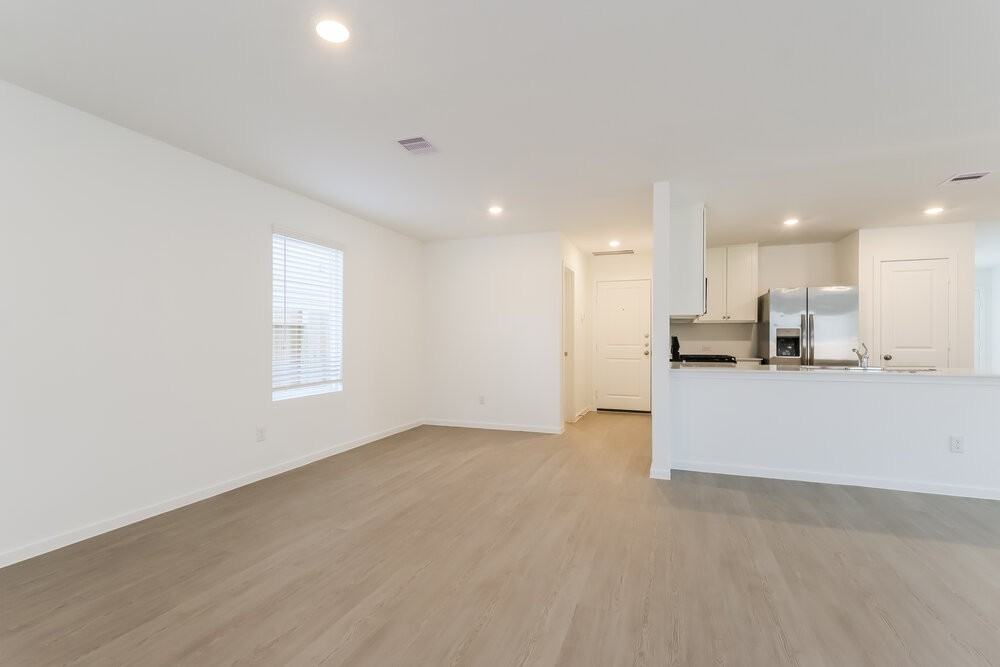 1539 Sunset Ridge Dr - Photo 7 of 17