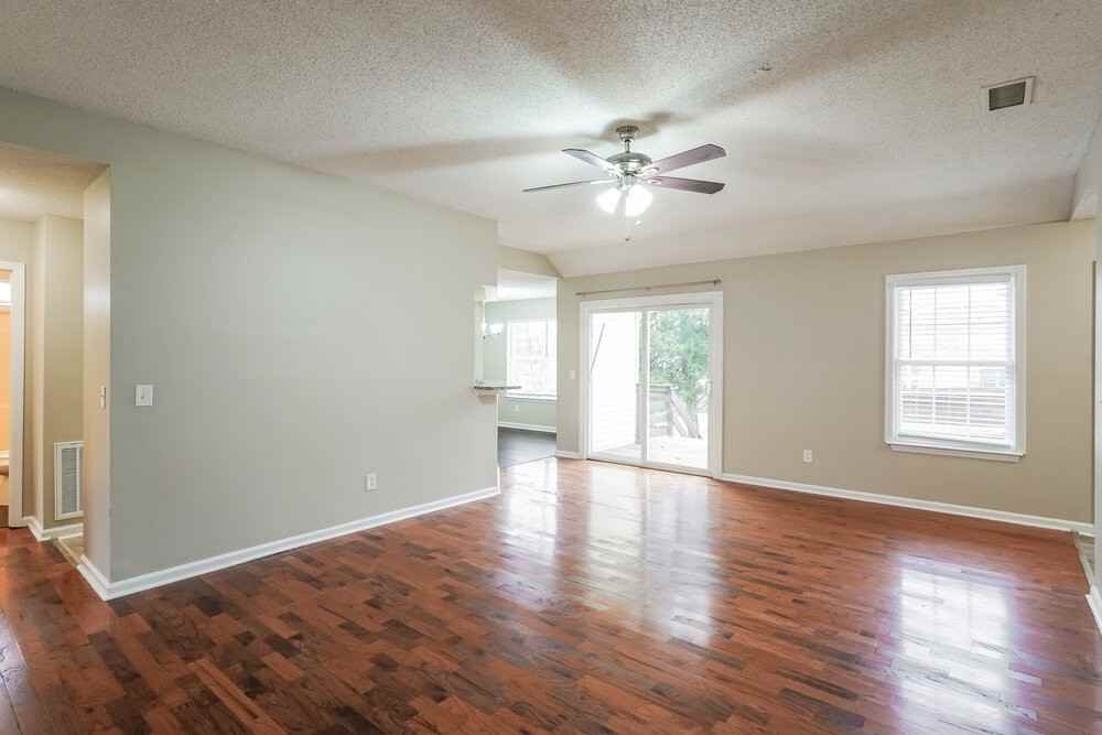 3812 Round Rock Dr - Photo 5 of 17