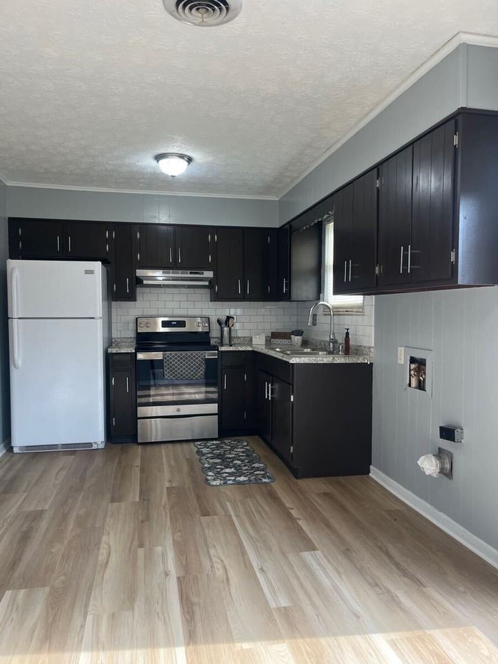 6513 W Garwood Cir - Photo 6 of 13