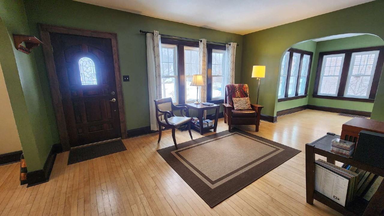 1409 Hogeboom Ave - Photo 3 of 35