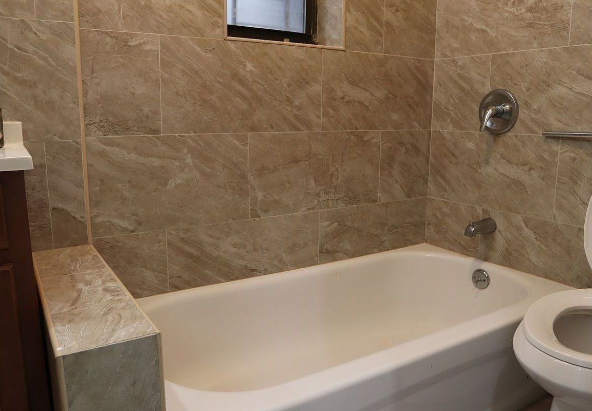 574 Ralph Ave - Photo 4 of 15