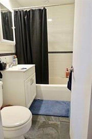 182 Beacon St - Photo 7 of 12