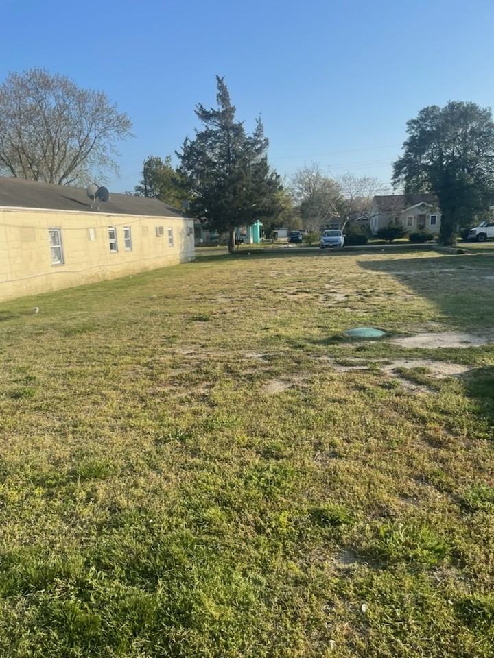 513 N Wildwood Rd - Photo 2 of 35