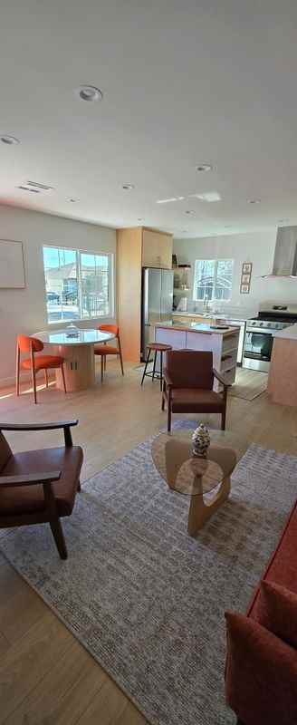 7541 Bloomington Ave - Photo 3 of 18