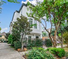 2301 Park St ##F - Photo 1 of 1