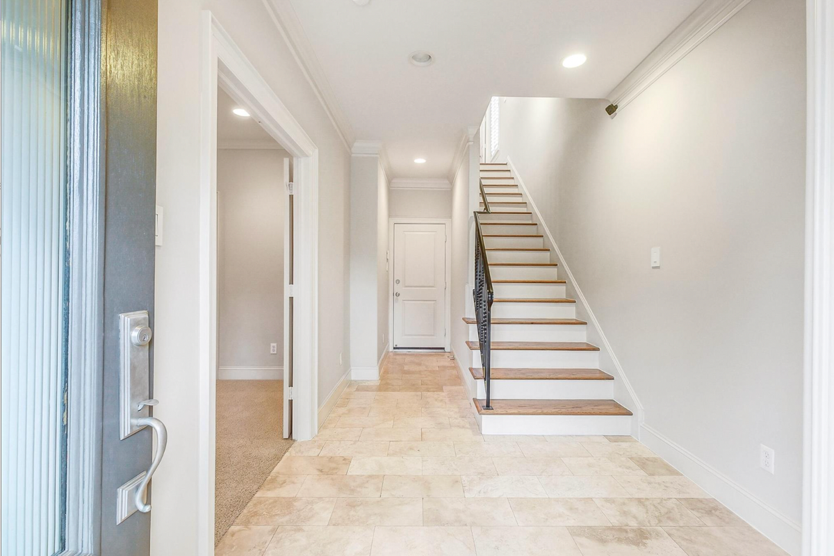 2301 Park St ##F - Photo 2 of 11