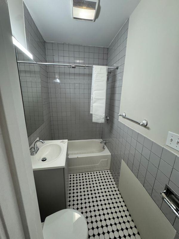 164 Crest Ave ##1 - Photo 2 of 10