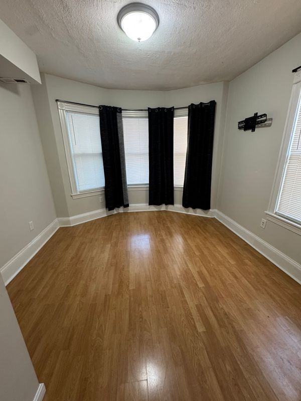 164 Crest Ave ##1 - Photo 5 of 10