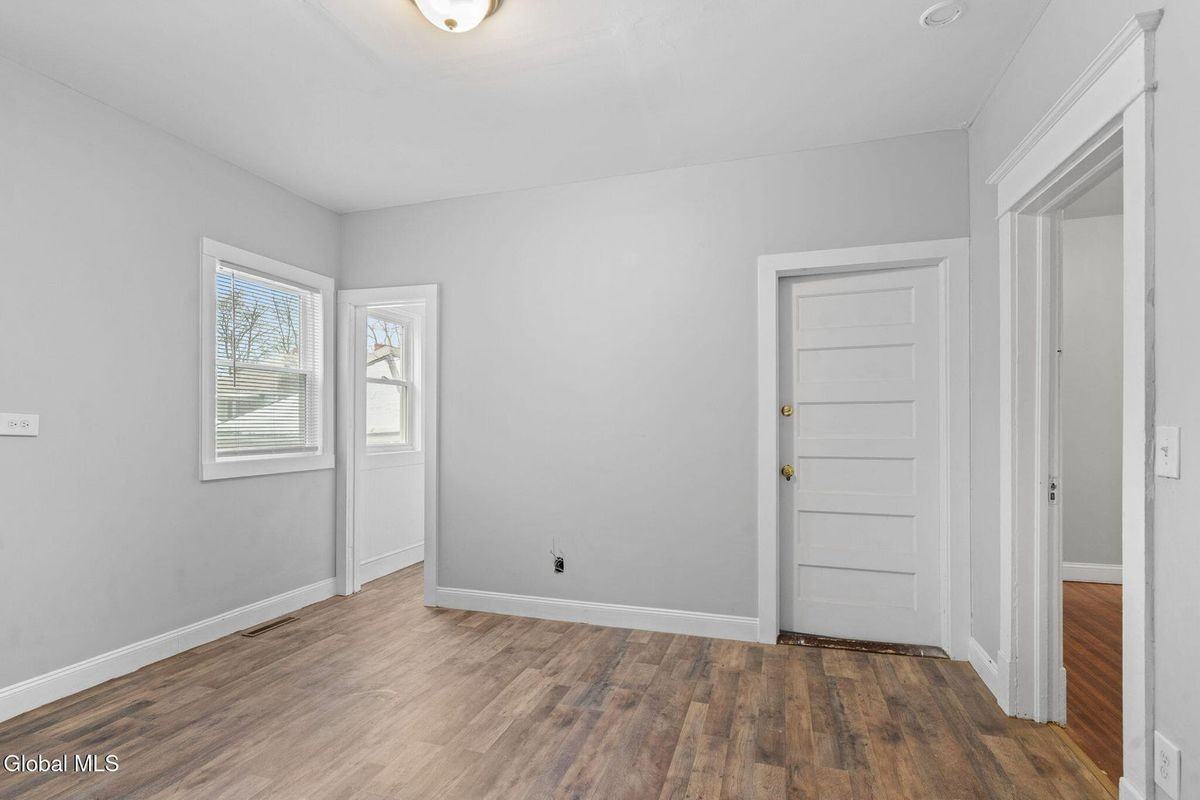 152 Elmer Ave ##1 - Photo 2 of 7