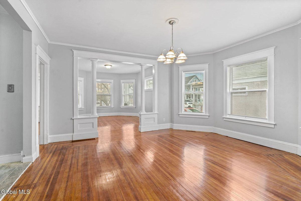 152 Elmer Ave ##1 - Photo 6 of 7