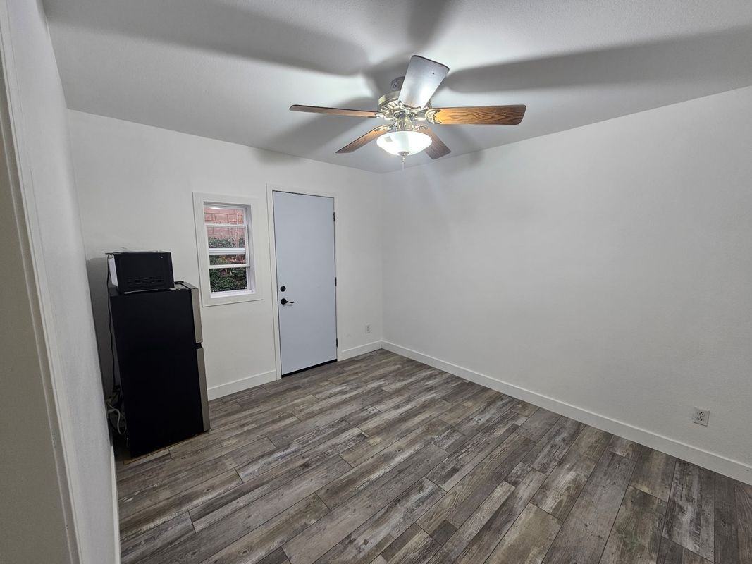 4327 Brisa Dr - Photo 2 of 5