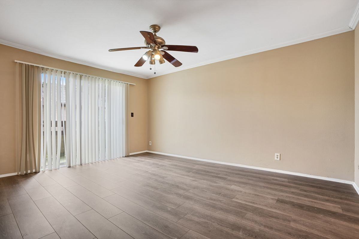 13623 Valerio St ##C - Photo 3 of 15