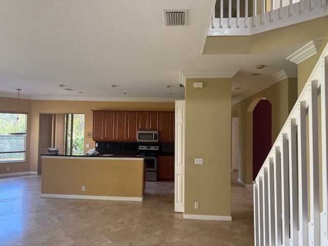 9345 Madewood Ct - Photo 2 of 5