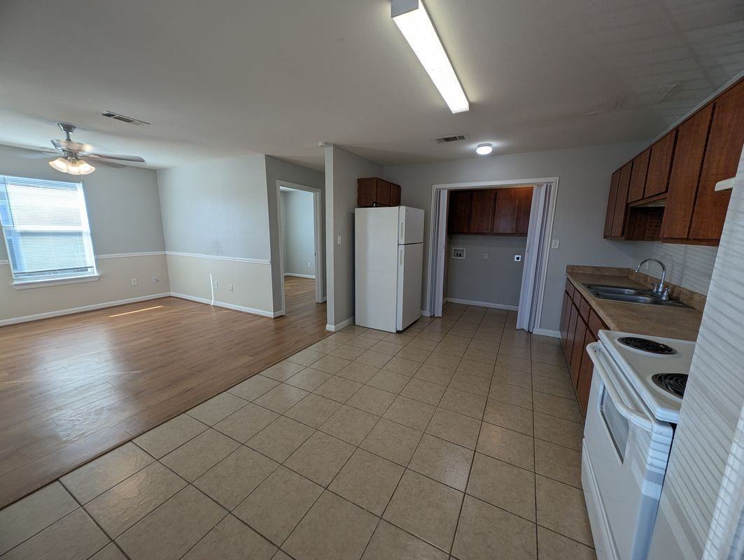 138 S Bend Ct ##A - Photo 3 of 14