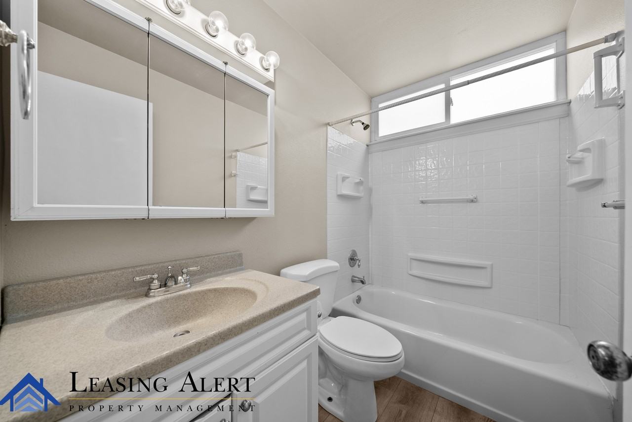 25352 Avenida Cappela - Photo 5 of 22