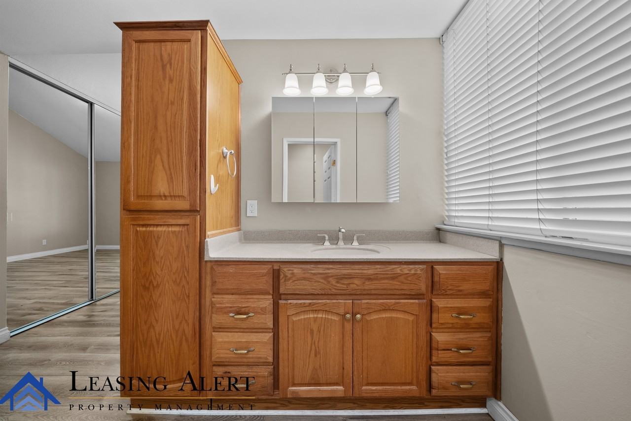 25352 Avenida Cappela - Photo 7 of 22