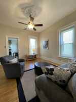 featured image of 922 W 3rd St