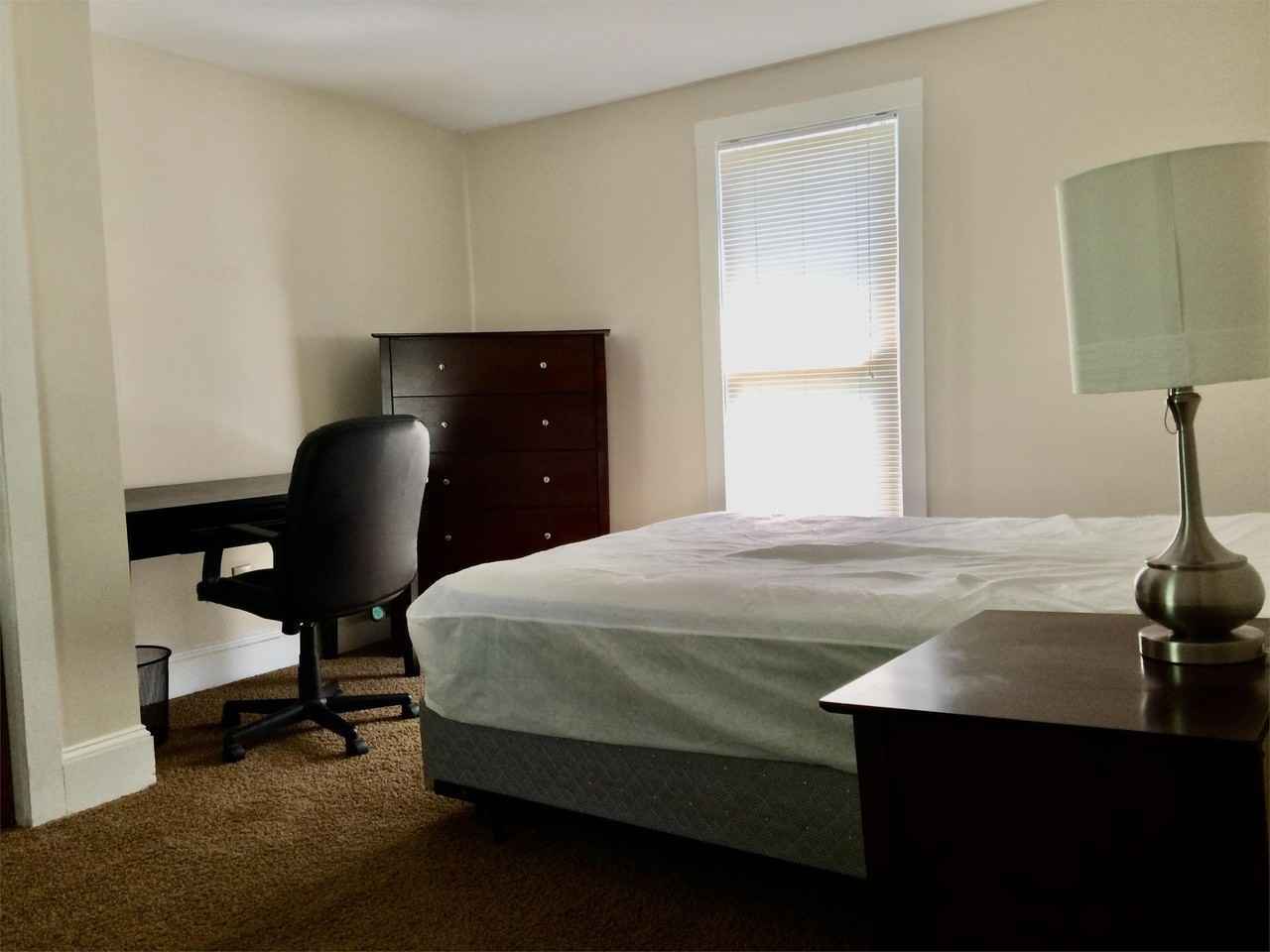 928 2nd St - Photo 6 of 38