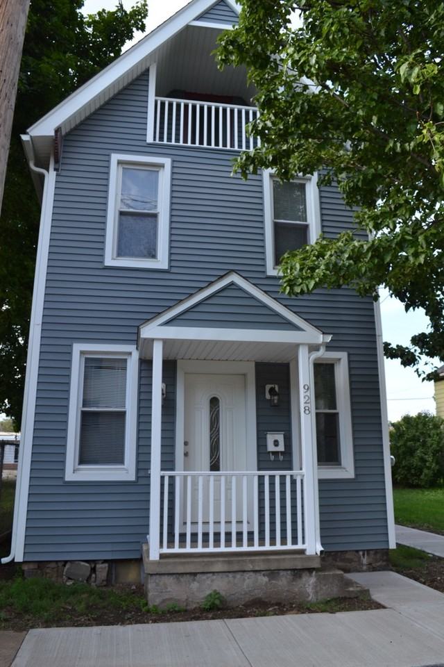 928 2nd St - Photo 2 of 38