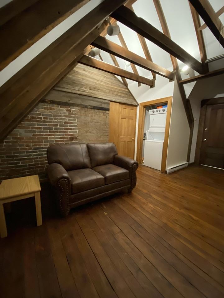 904 W 4th St #3 - Photo 2 of 33