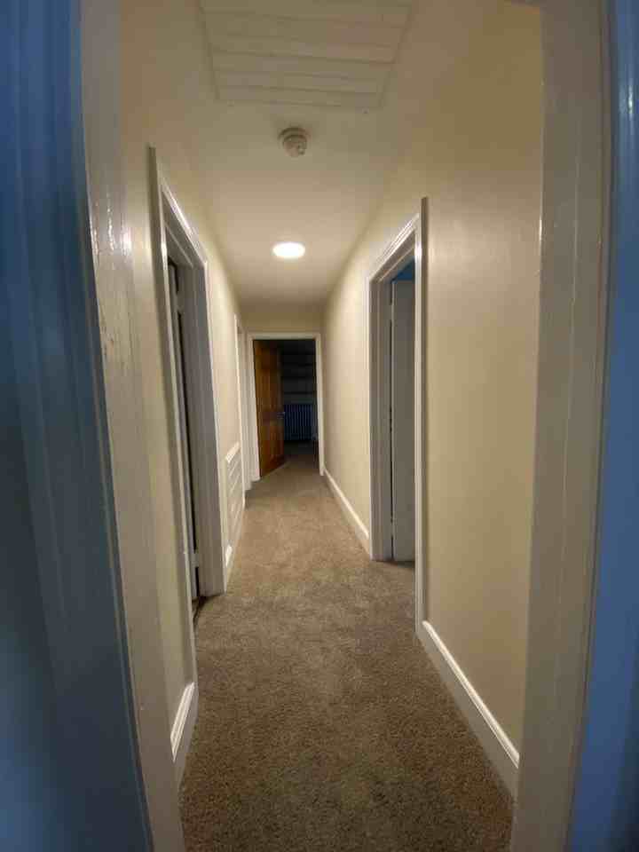 904 W 4th St #3 - Photo 6 of 33