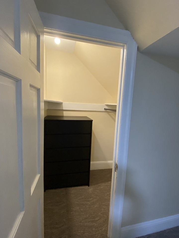 324 Susquehanna St - Photo 4 of 25