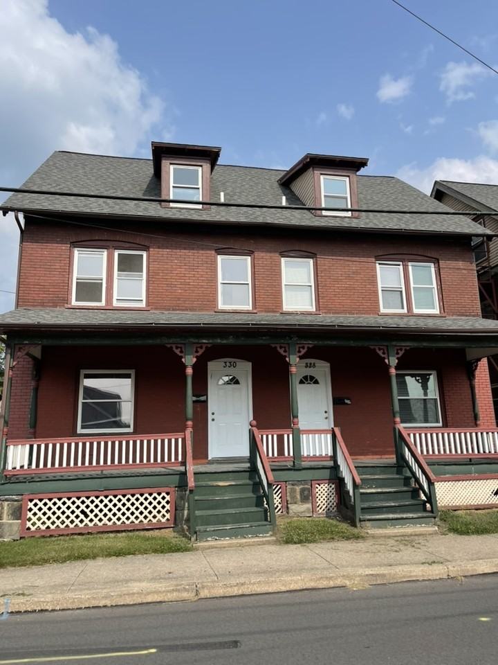 328 Susquehanna St #1 - Photo 4 of 13