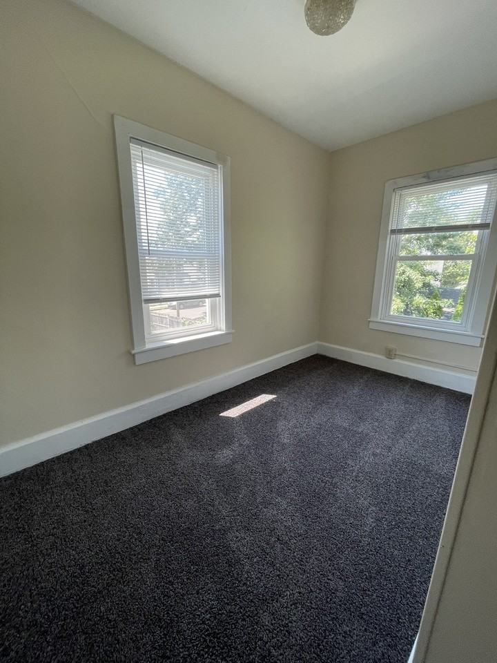 511 8th Ave #1 - Photo 2 of 13