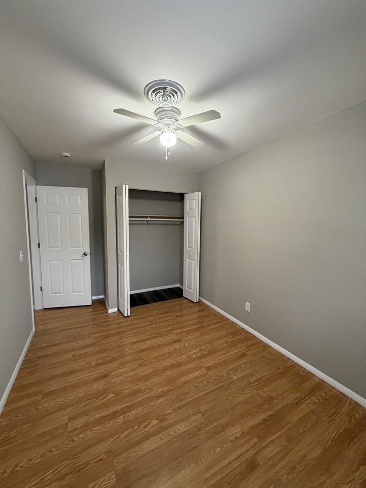 2003 E Florida Ave #B - Photo 4 of 24