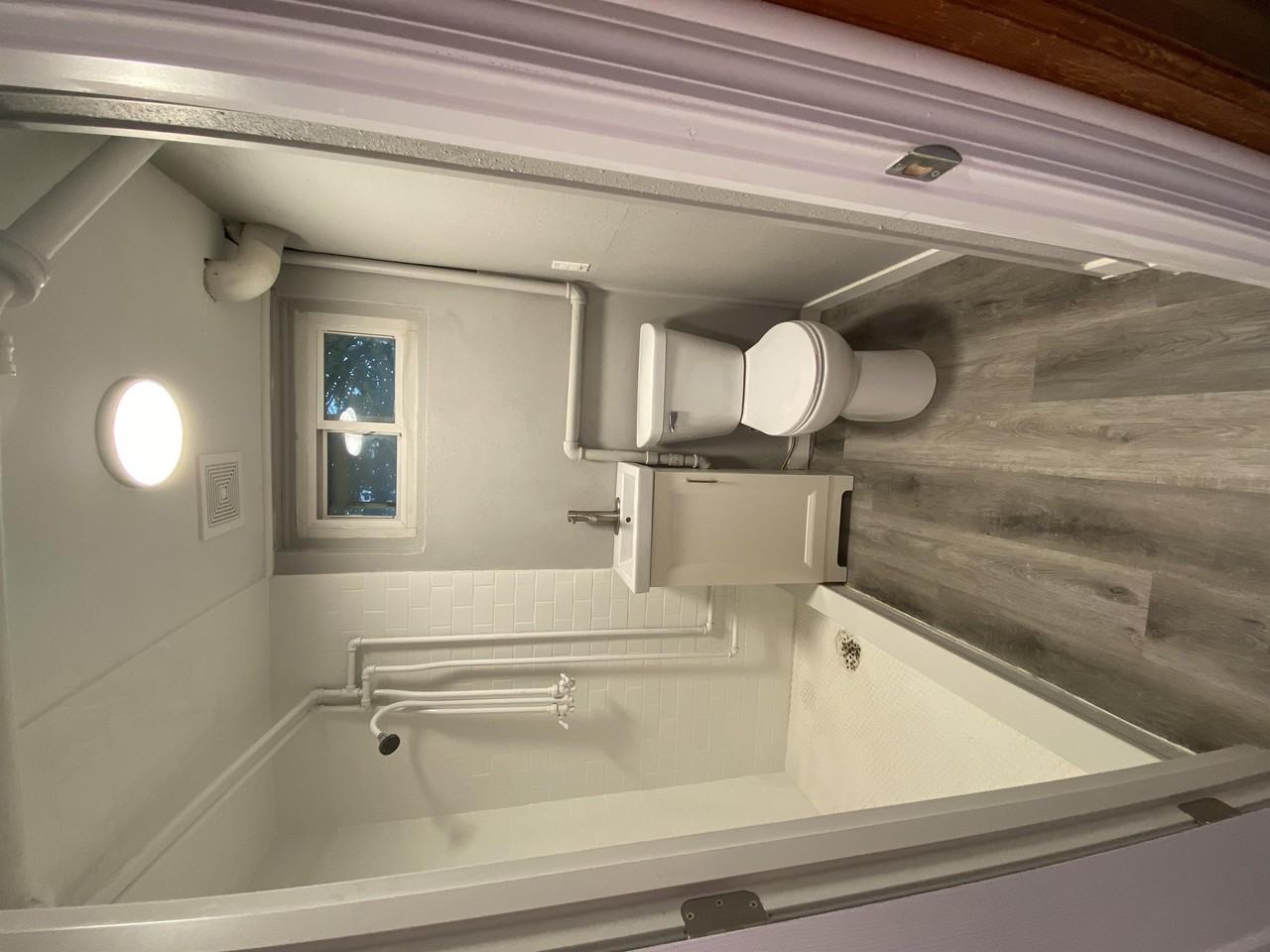 1618 E 22nd St #2 - Photo 5 of 10