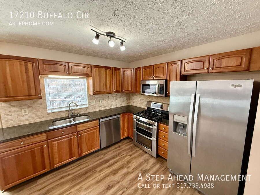 17210 Buffalo Cir - Photo 5 of 23