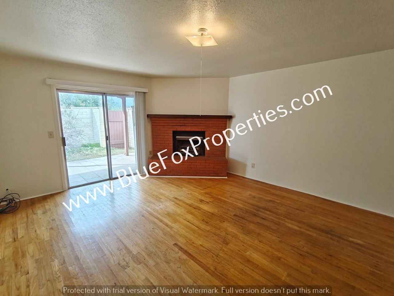 1201 N Tracy Ave - Photo 5 of 26