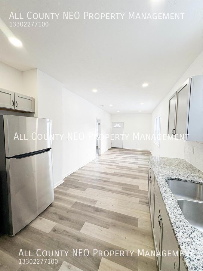 2232 W 104th St - Photo 3 of 10